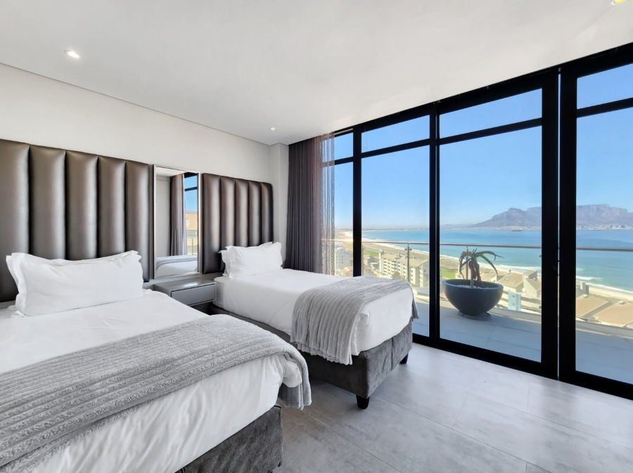 4 Bedroom Property for Sale in Waves Edge Western Cape